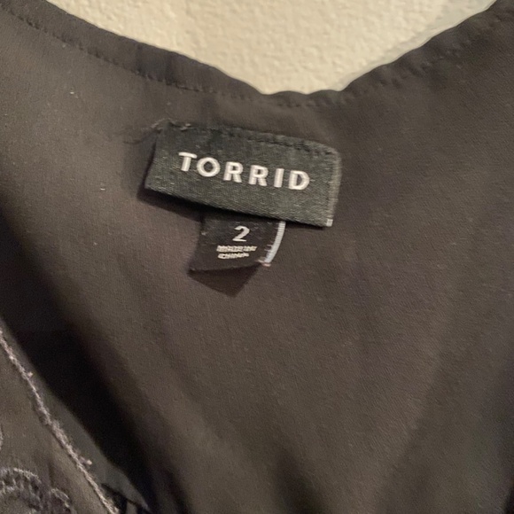 Georgette Embroidered Tulip Sleeve Blouse - Picture 2 of 4